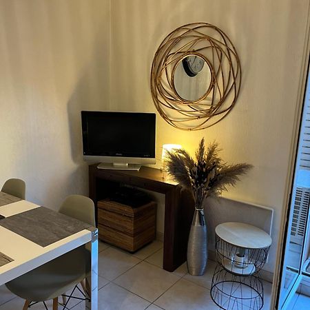 Appartement T2 Avec Terrasse Centre Ville D'Aix En Provence Aix-en-Provence Buitenkant foto