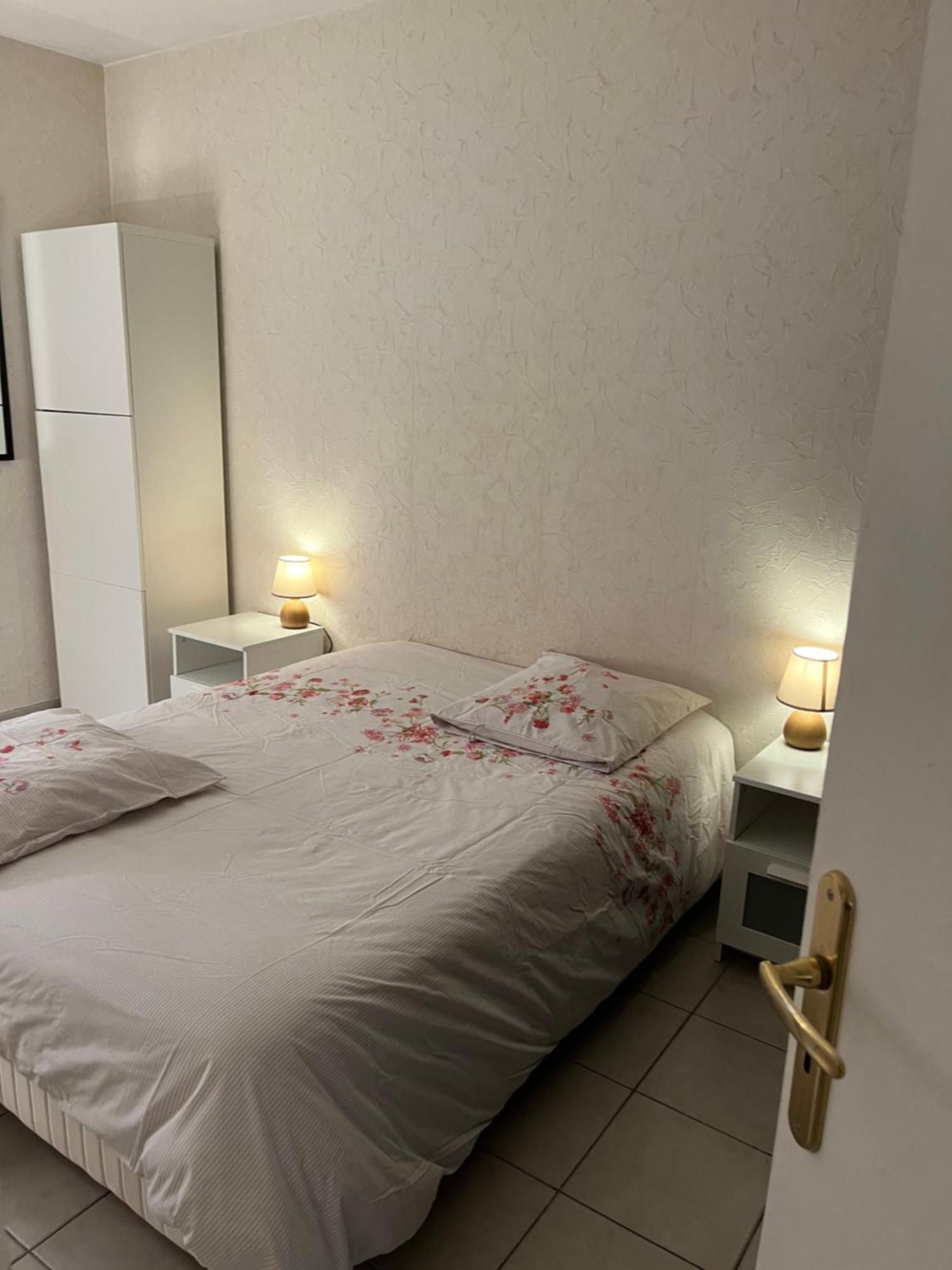 Appartement T2 Avec Terrasse Centre Ville D'Aix En Provence Aix-en-Provence Buitenkant foto